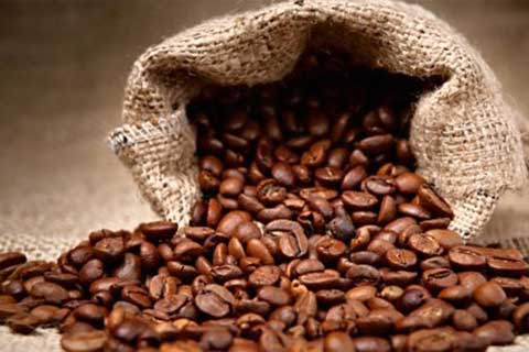 Giá cà phê tiếp tục tăng do hạn hán